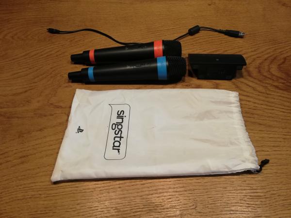 Sony Playstation 3 Wireless Mikrofone mit Empfänger und Kabel und Original Playstation-Beutel